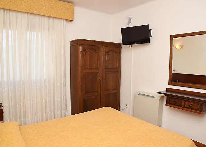 Val Flores * Valenca